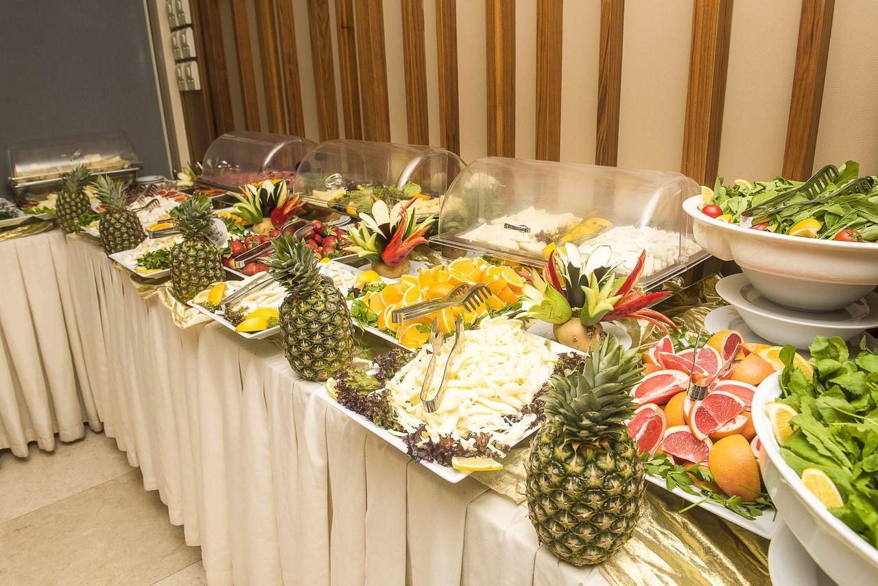 Ozgobek Ronesans Hotel De Luxe Ушак Экстерьер фото